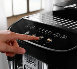 DELONGHI Magnifica EVO FEB 2921.B Garantie 3 Ans -DeLonghi Magasin 3 expresso broyeur feb29021b magnifica evo pichet 1