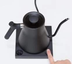 Bouilloire Stagg EKG Noir 90 Cl Col De Cygne - FELLOW 12 Bouilloire Stagg EKG Noir 90 Cl Col De Cygne - FELLOW -DeLonghi Magasin bouilelecnoir