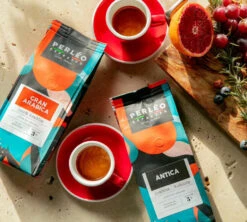 3x250g Café En Grain Coffret Spécial Expresso PERLEO ESPRESSO 12 3x250g Café En Grain Coffret Spécial Expresso PERLEO ESPRESSO -DeLonghi Magasin cafeengrainitalienperleoespressoboissonsgourmandes