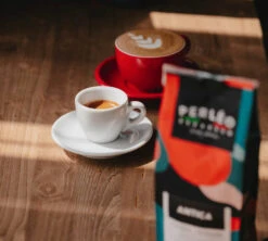 3x250g Café En Grain Coffret Spécial Expresso PERLEO ESPRESSO 15 3x250g Café En Grain Coffret Spécial Expresso PERLEO ESPRESSO -DeLonghi Magasin cafeengrainperleoespressoantica