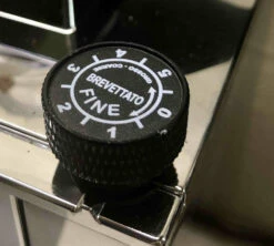 Moulin Expresso EUREKA Mignon Specialità Silent Range Vert Et Chrome -DeLonghi Magasin eureka mignon specialita setting