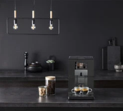 KRUPS Intuition Preference + EA875U10 36 KRUPS Intuition Preference + EA875U10 -DeLonghi Magasin expresso broyeur krups ea87u10 remplissage