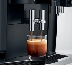 JURA S8 PianoBlack 2020 Smart Connect Inclus Garantie 3 Ans -DeLonghi Magasin expresso broyeur s8 pianoblack extraction ambiance