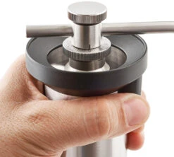 Moulin à Café Manuel KINU M47 Simplicity + Valise De Transport 9 Moulin à Café Manuel KINU M47 Simplicity + Valise De Transport -DeLonghi Magasin kinu simplicity 3 1