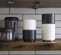 Tasse à Cappuccino - Monty Milk Art Blanc Mat 19 Cl - FELLOW -DeLonghi Magasin lifestyle4 1