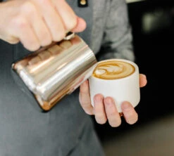 Tasse à Cappuccino - Monty Milk Art Blanc Mat 19 Cl - FELLOW -DeLonghi Magasin lifestyle9 1