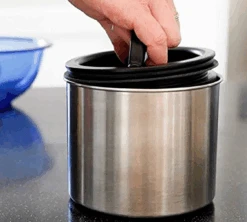 Lot 2 Boîtes Conservatrices Inox Argent Avec Vide D'air 500g Et 250g - Airscape 5 Lot 2 Boîtes Conservatrices Inox Argent Avec Vide D'air 500g Et 250g - Airscape -DeLonghi Magasin ok 13