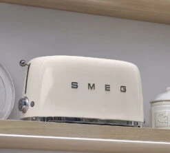 Grille-pain TSF02CREU 4 Tranches - Crème - SMEG -DeLonghi Magasin smeg creme 2