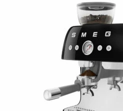 Machine Expresso SMEG EGF03BLEU Noire Années 50 Avec Moulin Intégré -DeLonghi Magasin smeg egf03 noire 4