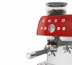 Machine Expresso SMEG EGF03RDEU Rouge Années 50 Avec Moulin Intégré -DeLonghi Magasin smeg egf03 rouge 4
