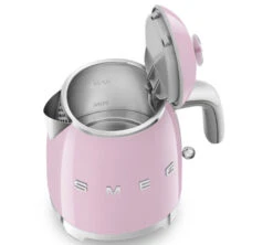 Mini Bouilloire Rose KLF05PKEU 0,8 L - SMEG + Offre Cadeau 15 Mini Bouilloire Rose KLF05PKEU 0,8 L - SMEG + Offre Cadeau -DeLonghi Magasin smeg minib rose4