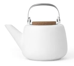 Pack Théière Nicola En Porcelaine Blanche 1.2L + 2 Tasses 15cl - Viva Scandinavia + Offre Cadeau 7 Pack Théière Nicola En Porcelaine Blanche 1.2L + 2 Tasses 15cl - Viva Scandinavia + Offre Cadeau -DeLonghi Magasin theiere blc porcelaine 1