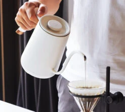 Bouilloire à Température Réglable - TIMEMORE - Fish Smart Black 60cl 8 Bouilloire à Température Réglable - TIMEMORE - Fish Smart Black 60cl -DeLonghi Magasin timemore kettle5